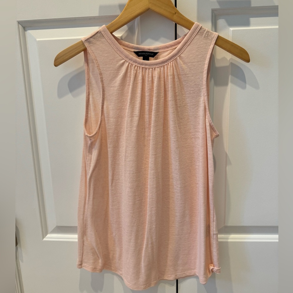 Banana Republic/ Sheer Tank Top / Peach / Size S